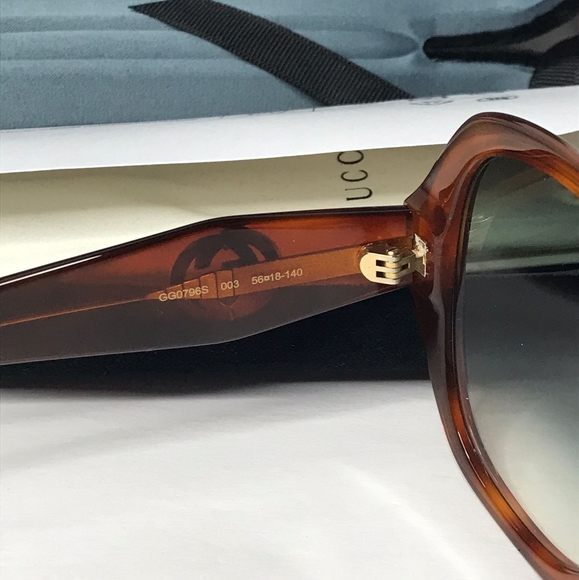 New - 💯  Original Gucci Grey Gradient Geometric Ladies Sunglasses GG0796S-003 - Picture 10 of 10